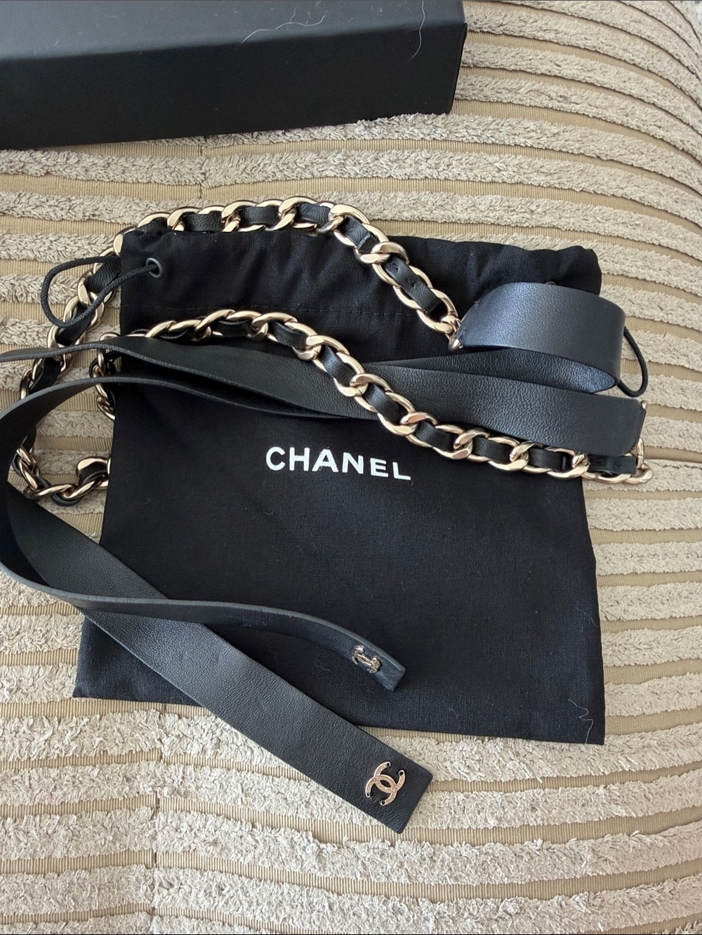 CHANEL Black Leather Chain-Link Waist Belt with Gold Hardware